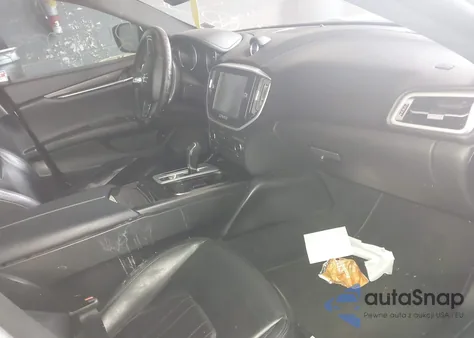 2015 Maserati Ghibli z USA, uszkodzony, nr VIN ZAM57XSA1F1162069